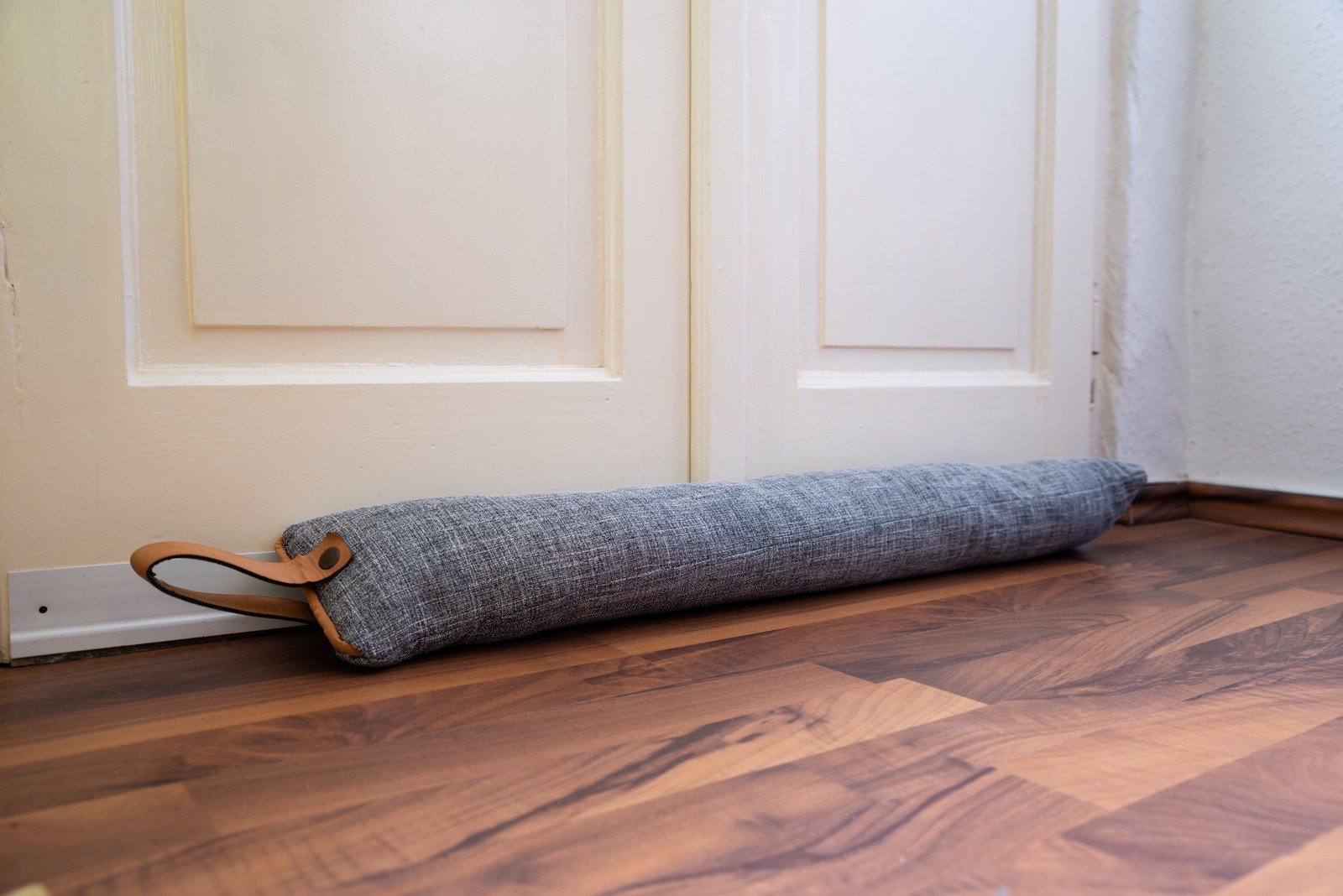 Door Draught Excluder: How to Choose and Install