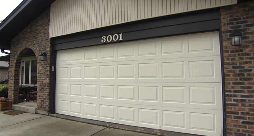 How to Paint a Garage Door? Your Ultimate Guide With Video