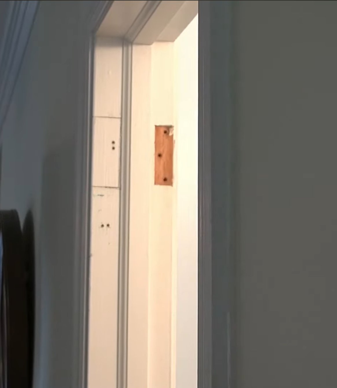 How to Switch a Door from Right-Opening to Left-Opening: A Step-by-Step Guide